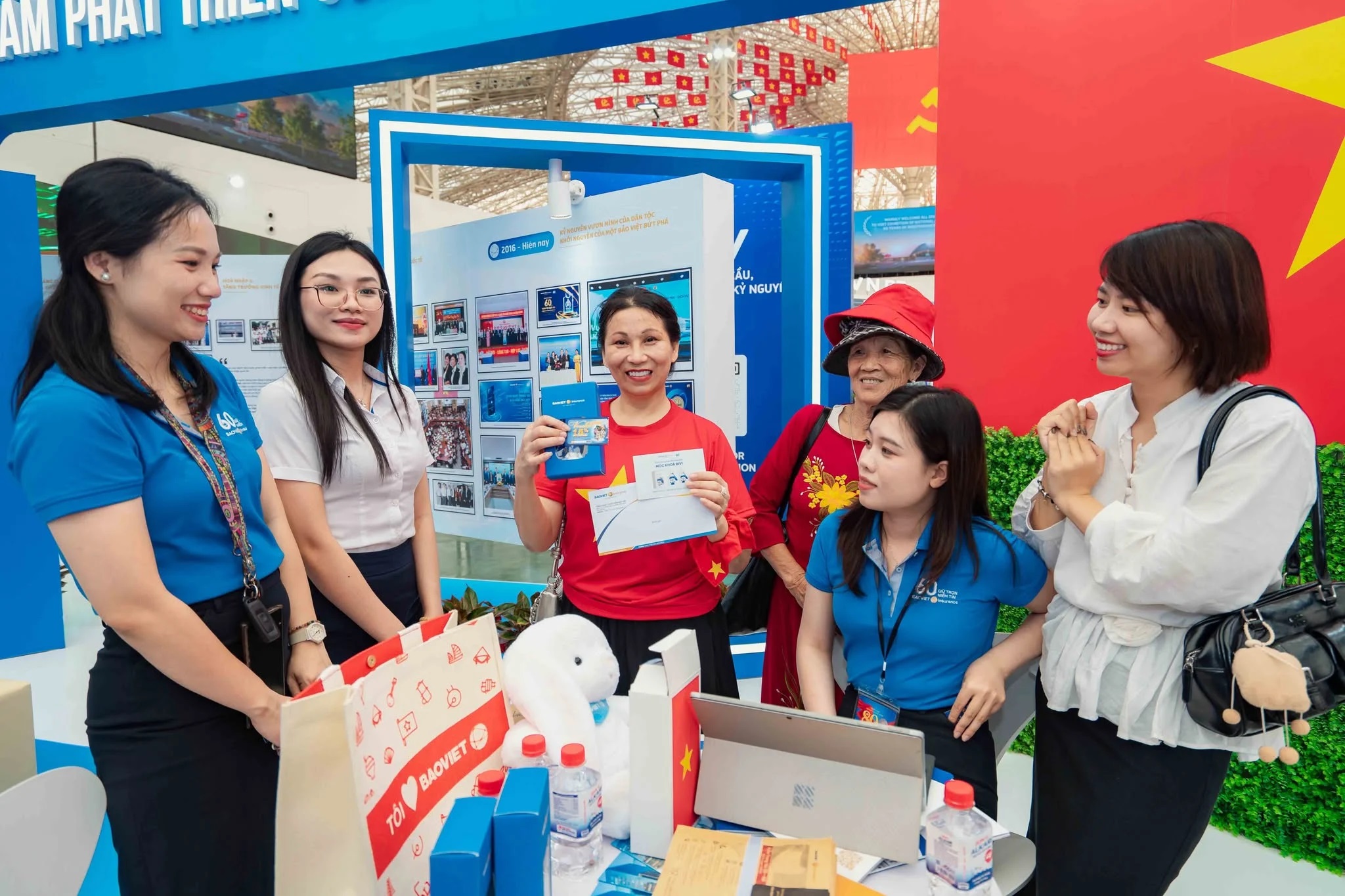 Chạy xe có bảo hiểm hay ‘phó mặc’ rủi ro? 2 tấm khiên tài chính 2025 mà mọi chủ xe nhất định phải có